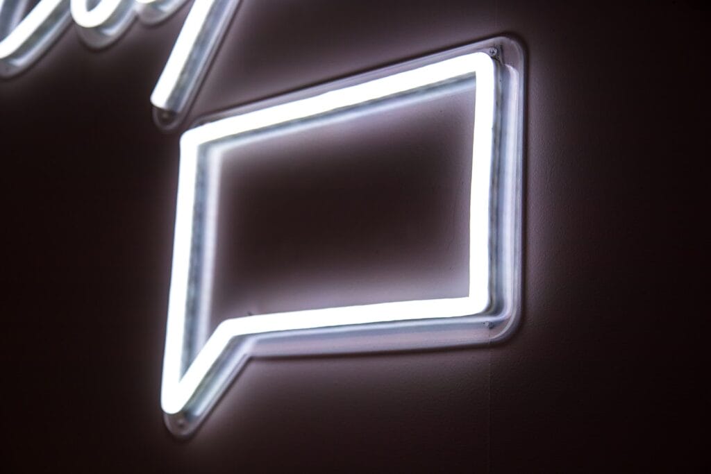 Introverts: Improve Your Conversational Skills In 5 Easy Steps