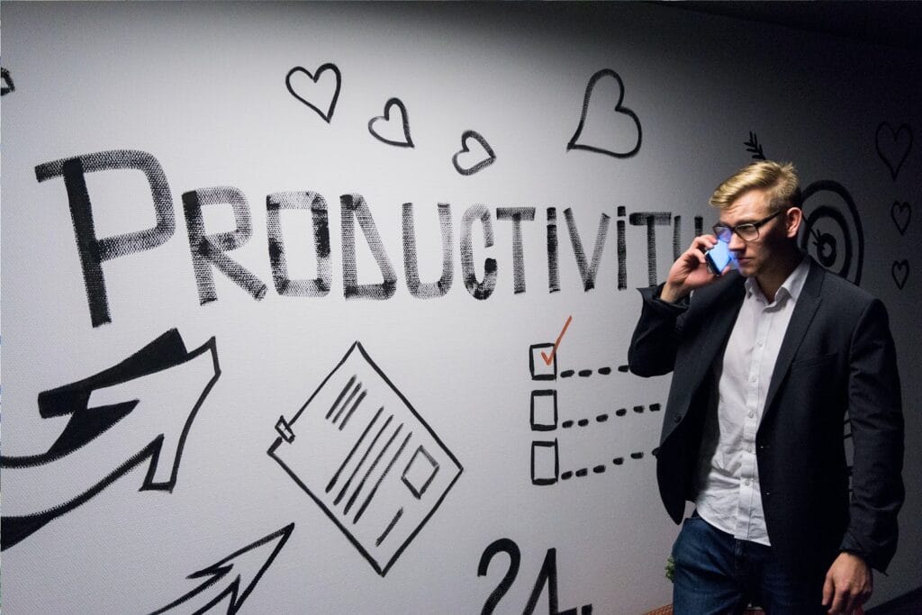 Solopreneur: What It Means To Be One (& how to be a great one)