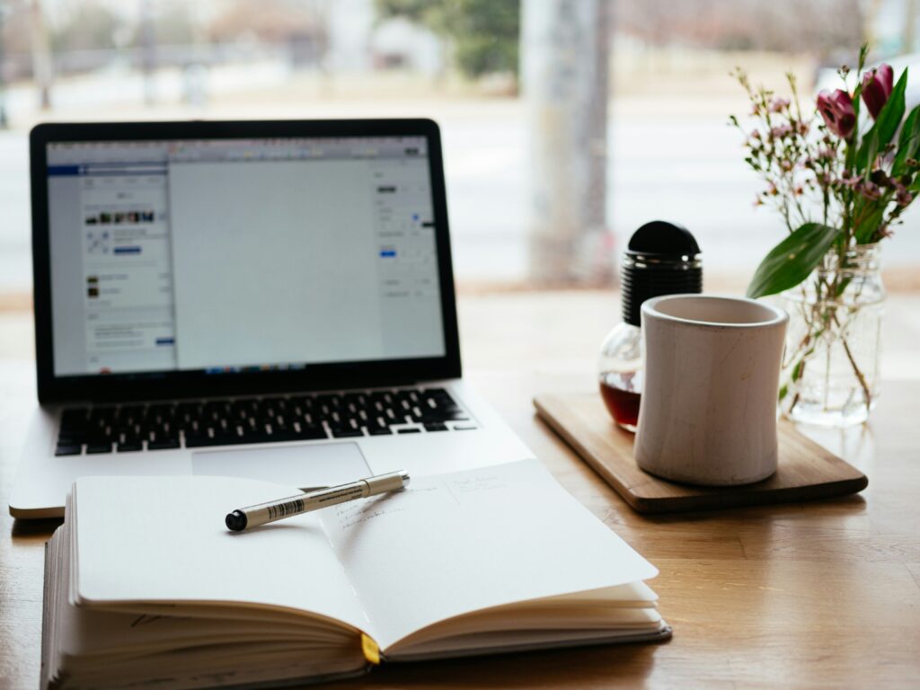5 Best Service Business Ideas (How to Start and Tips to Excel)