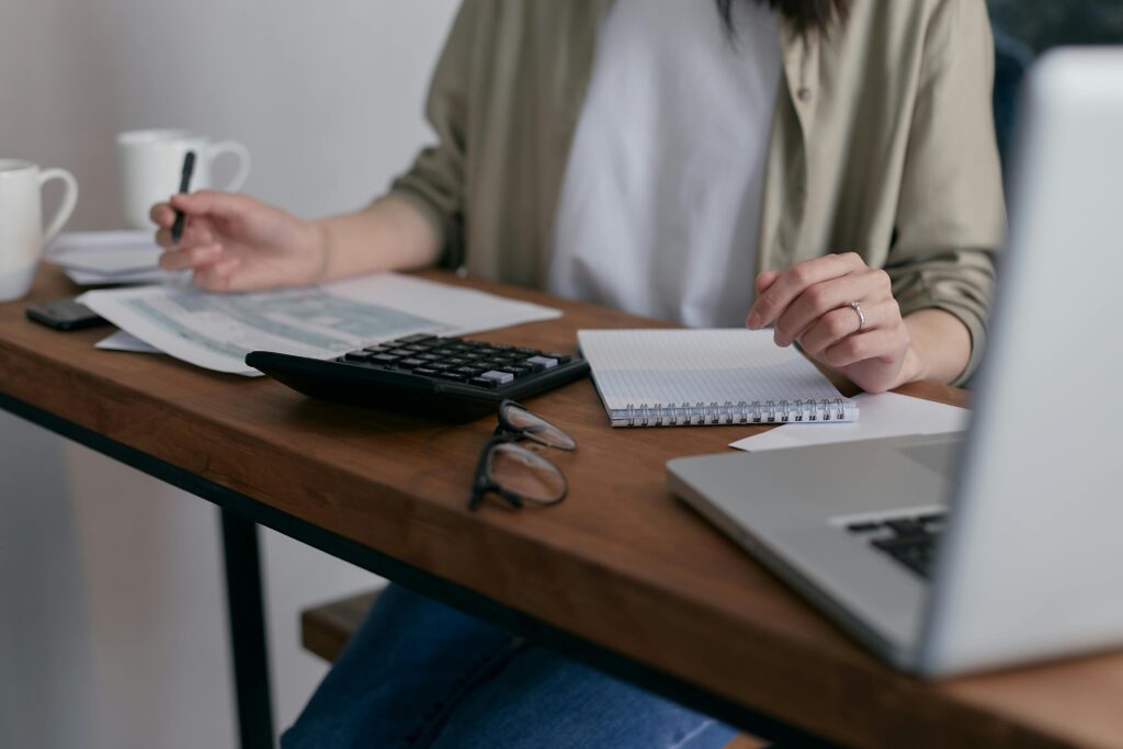 The Top 5 Easiest Home Business Ideas Anyone Can Do